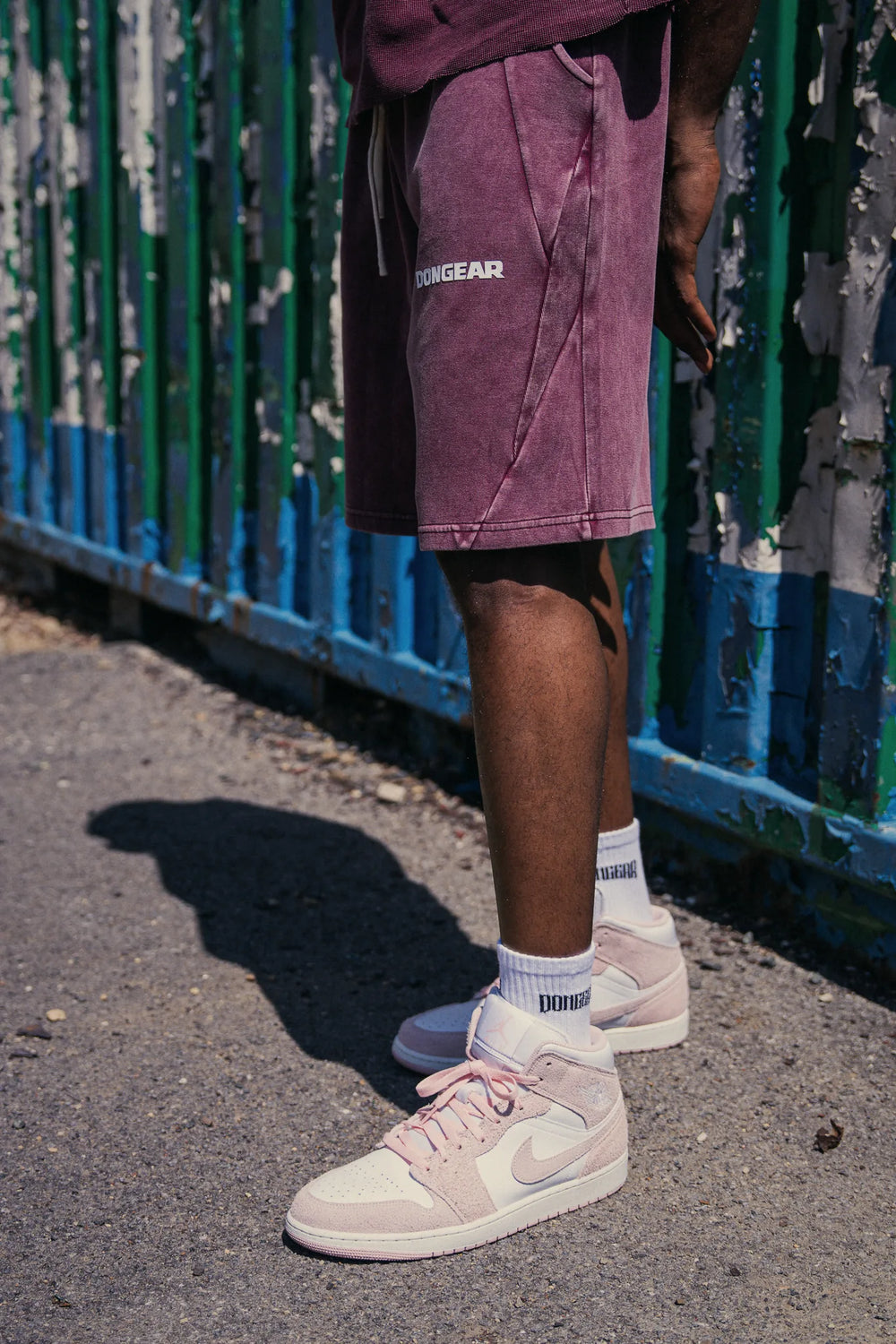Shorts in Oxblood, detail